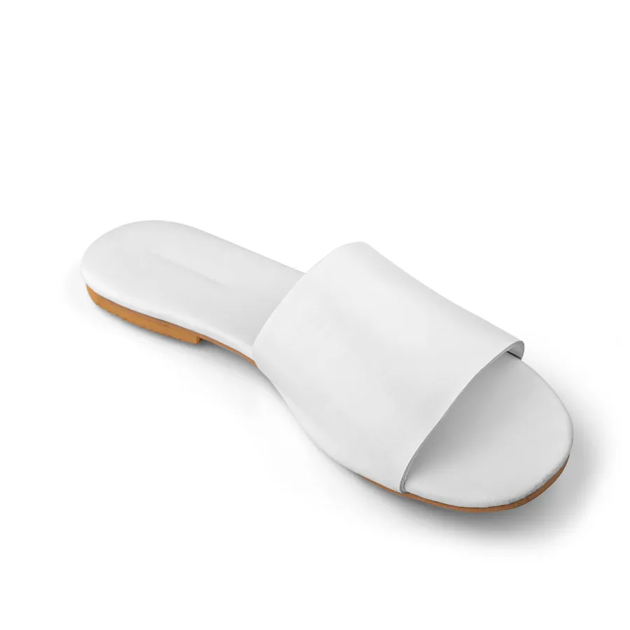 BASICA WHITE SLIPPERS