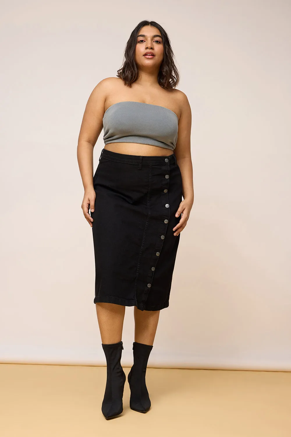 Curve Chic Black Bodycon Statement Button Skirt