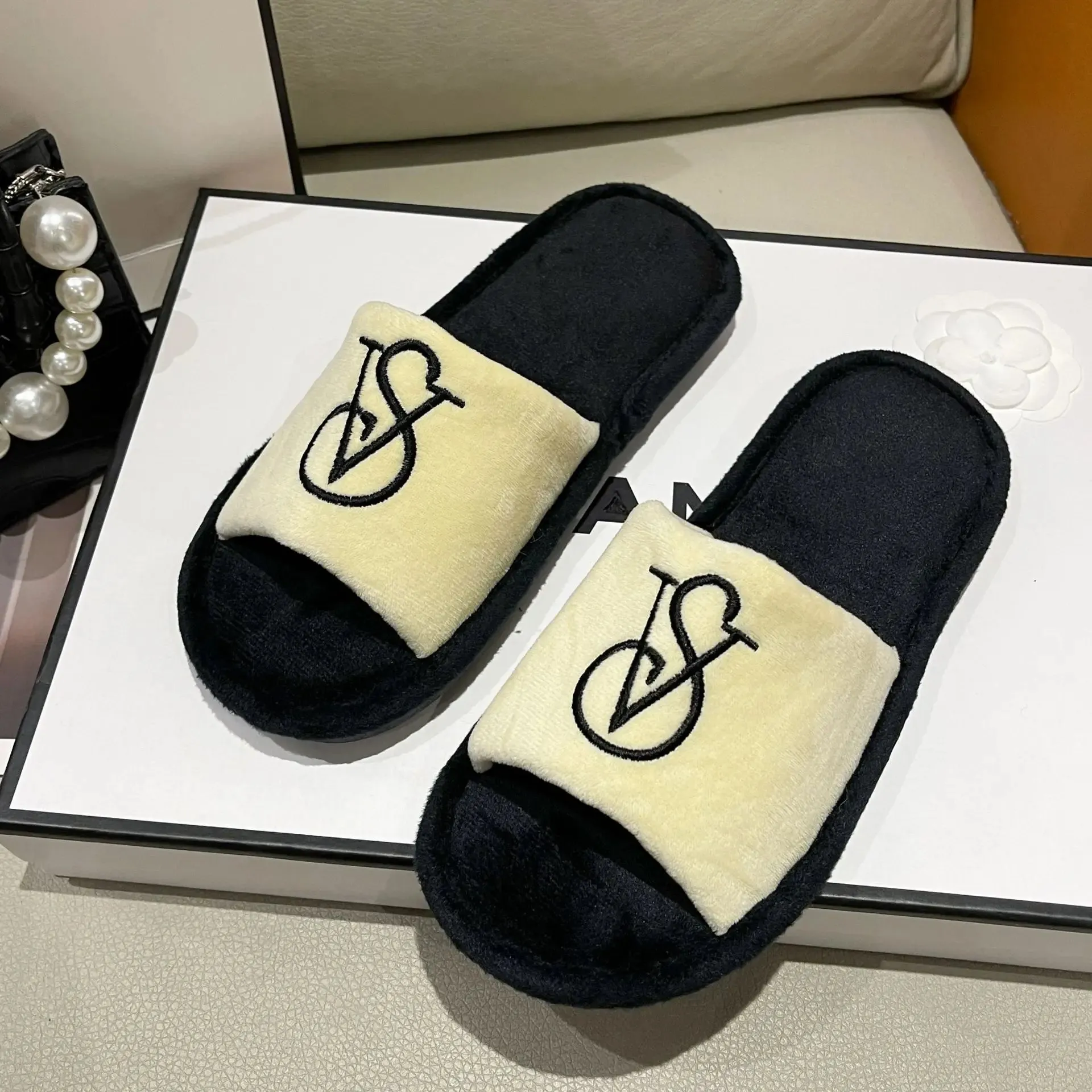 Plush Slide Slippers for Women