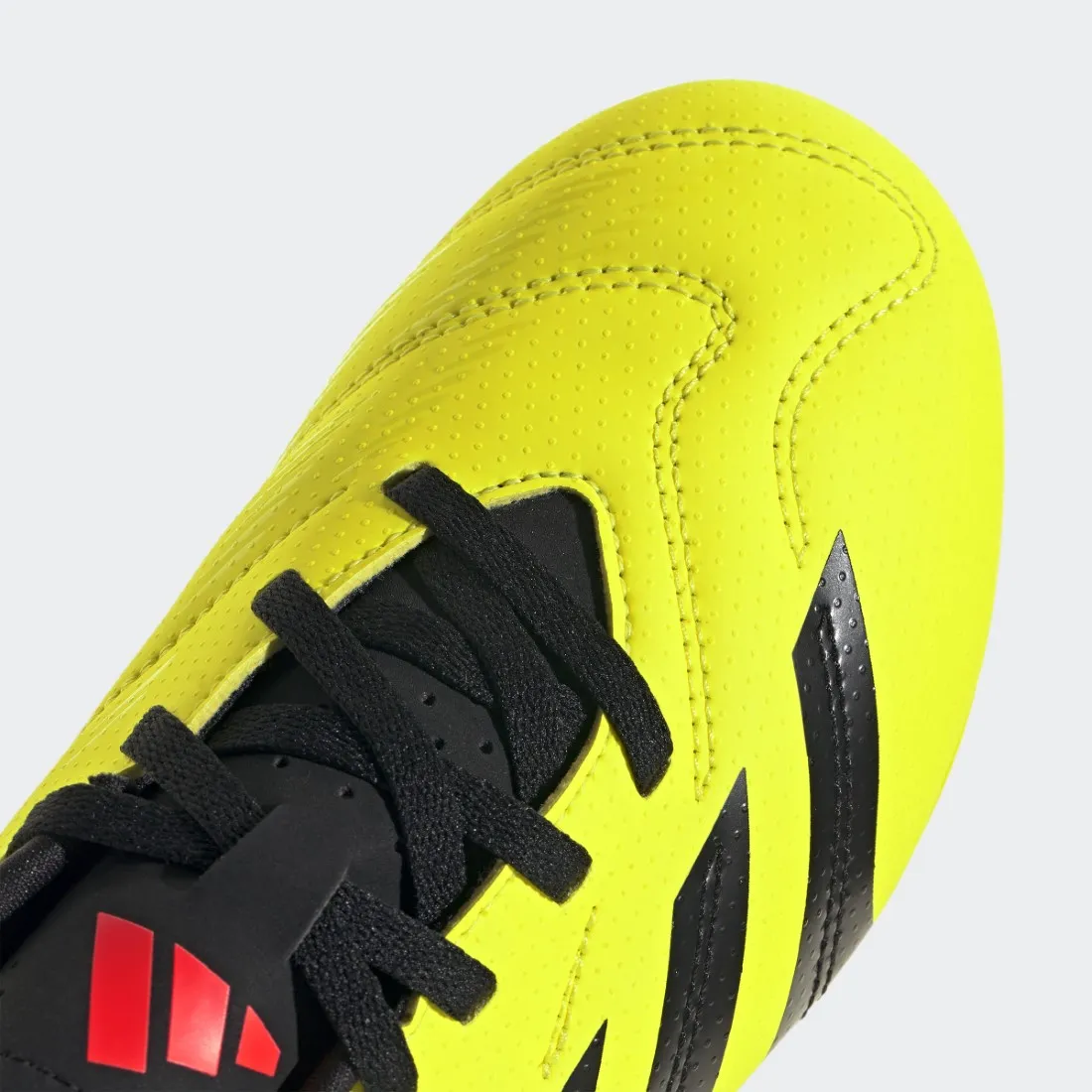 Predator Club Flexible Ground Football Boots