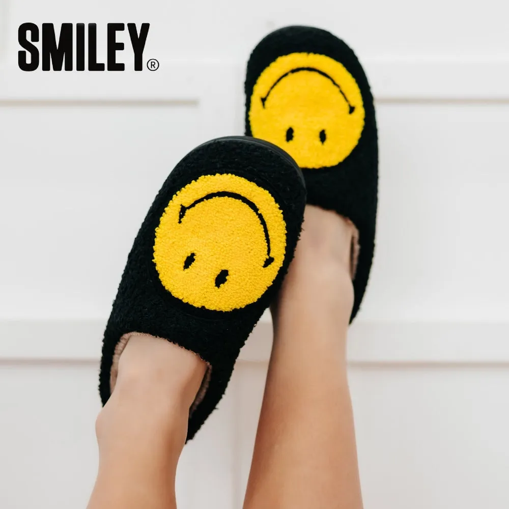 Smiley¬Æ x Pretty Simple Original Smiley Slippers