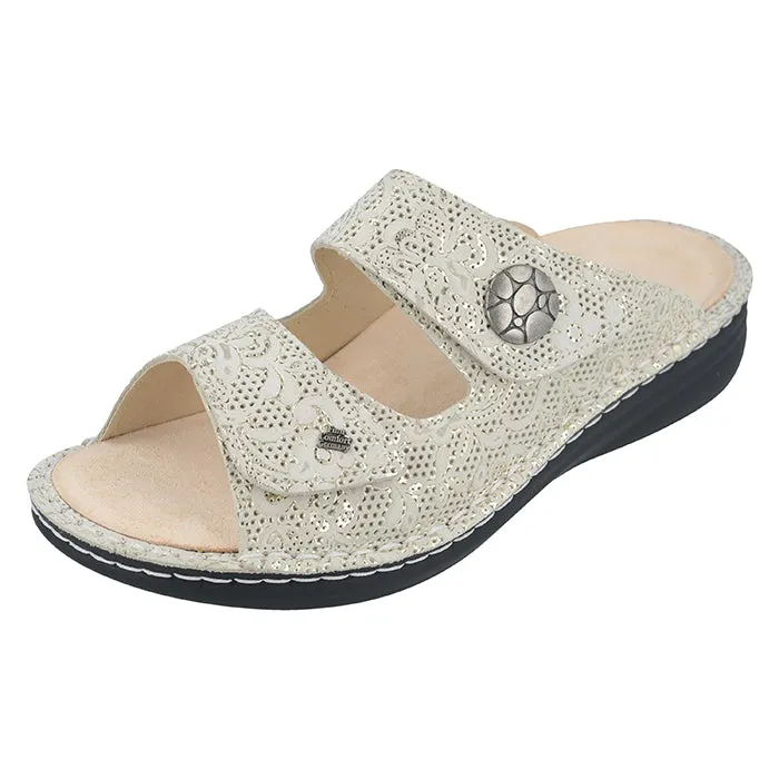 Womens Finn Comfort Moorea in Champagne Garden