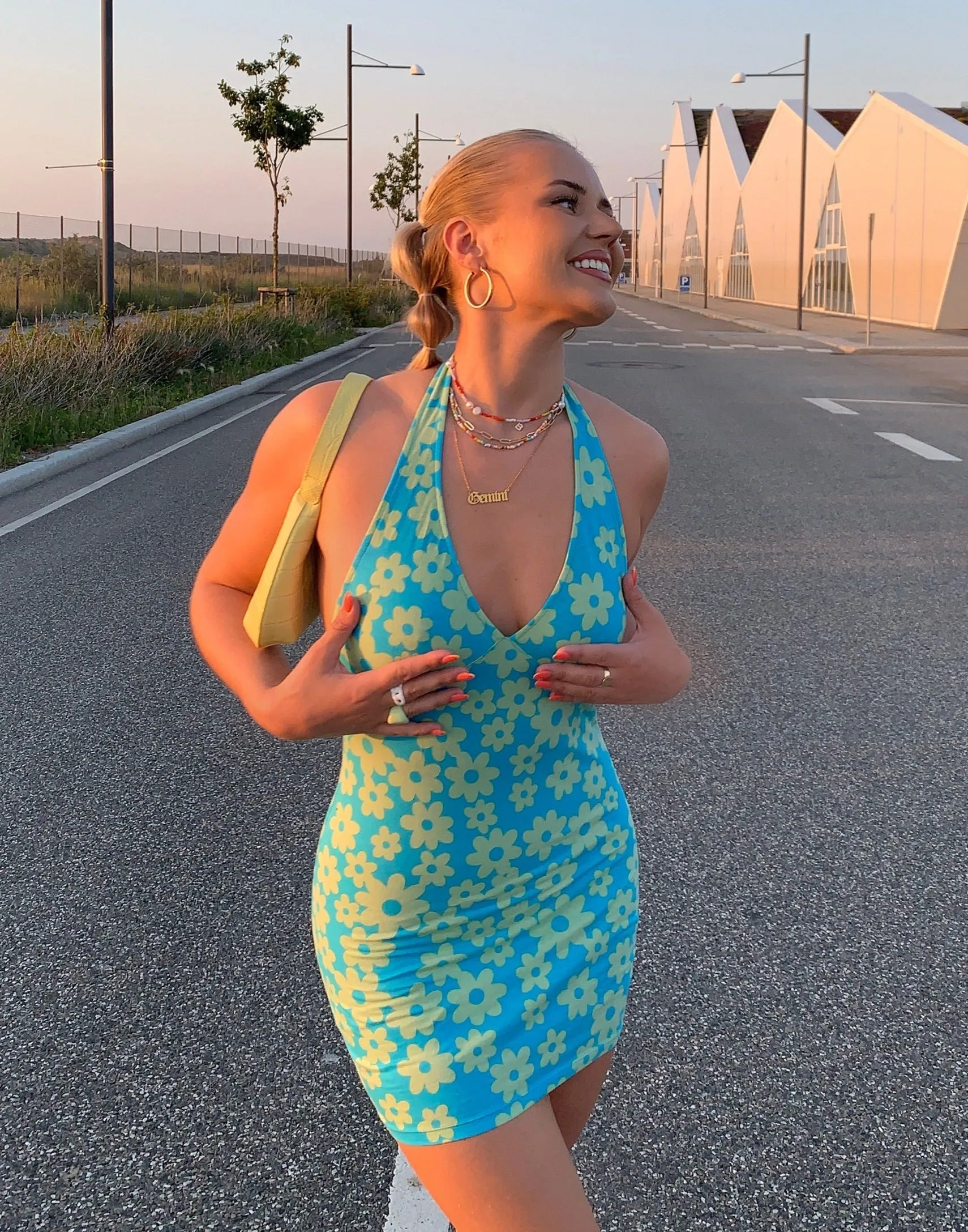 Yvette Mini Dress in Retro Daisy Blue